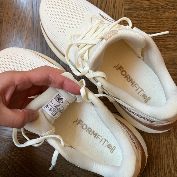 Saucony women’s ride 18 in vanilla sz 8 - Picture 7 of 9